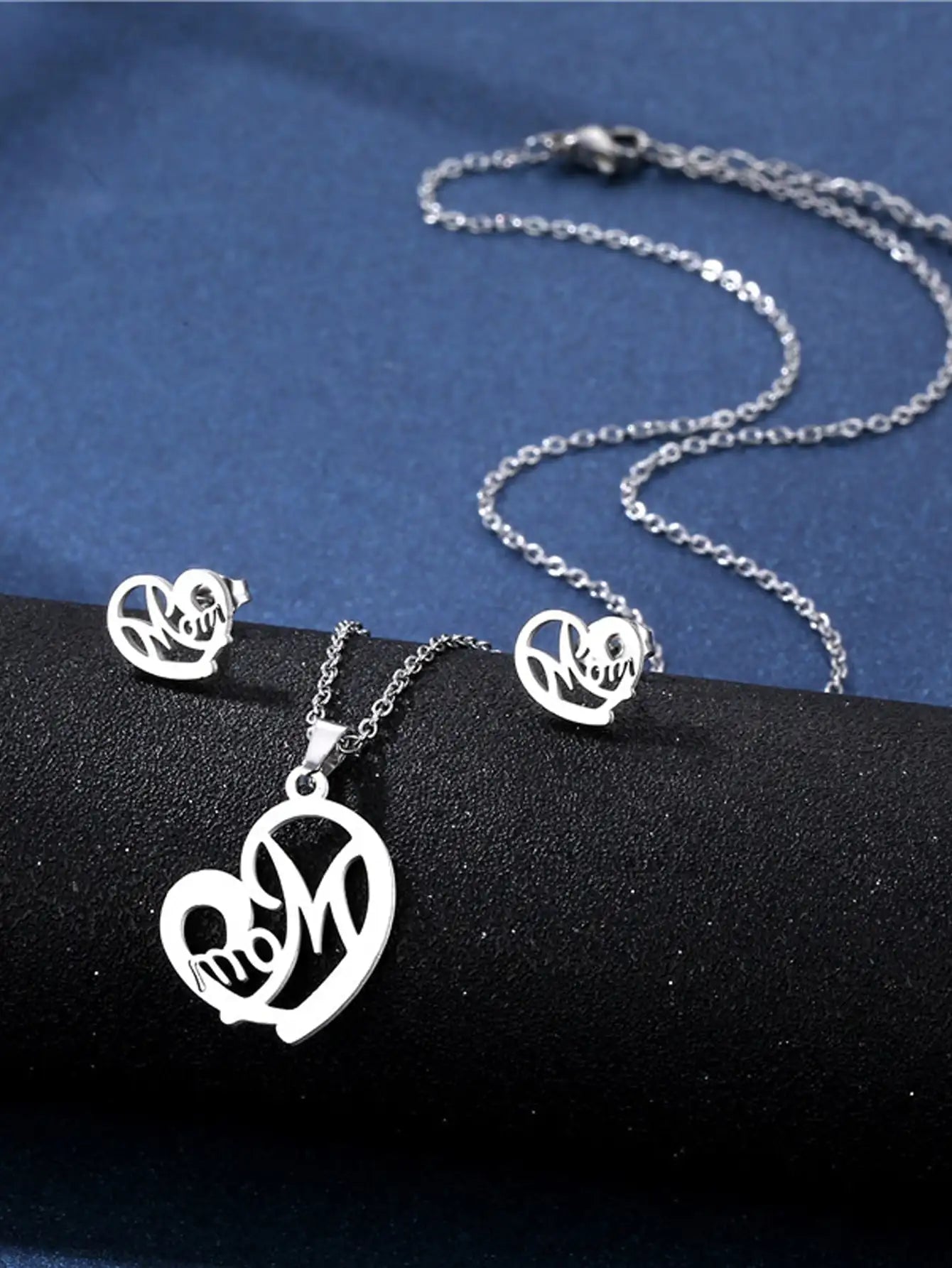 1Set Stainless Steel I Love MAMA Letter Necklace Earrings Set Love Heart Mom Daughter Figure Jewelry Set Mother's Day Gift